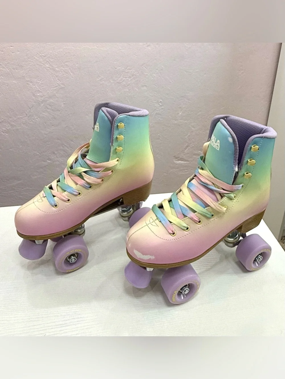 Impala Pastel Fade Roller Skates Size 8🛼🌈